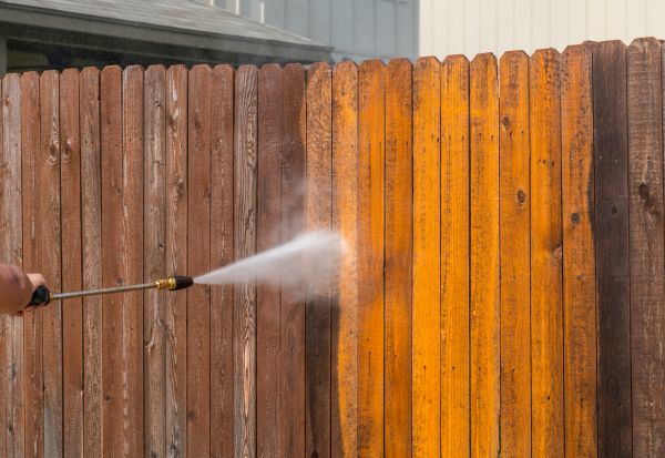 Fence Power Washing in Springfield