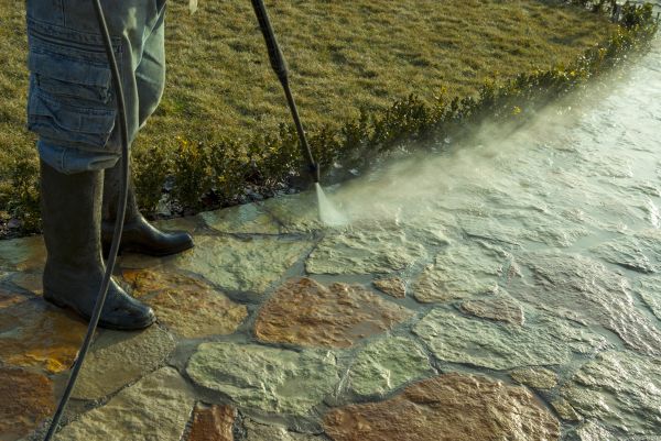 Stone Power Washing in Springfield