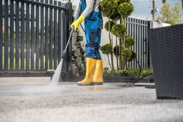 Driveway Power Washing in Springfield
