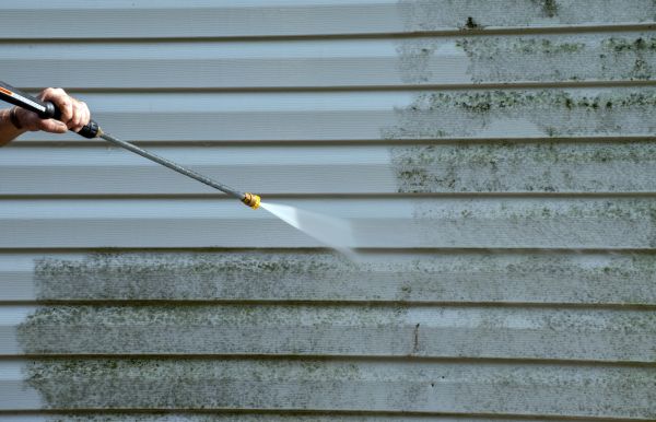 House Pressure Cleaning in Springfield