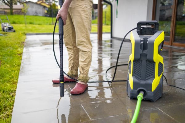Porch Pressure Washing in Springfield