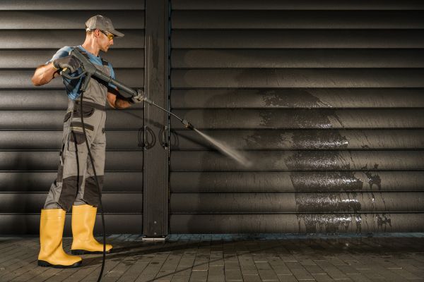 Garage Power Washing in Springfield
