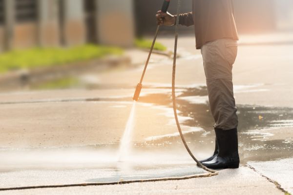 Residential Concrete Cleaning in Springfield