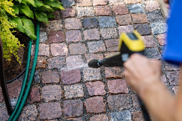 Paver Sidewalk Cleaning in Springfield